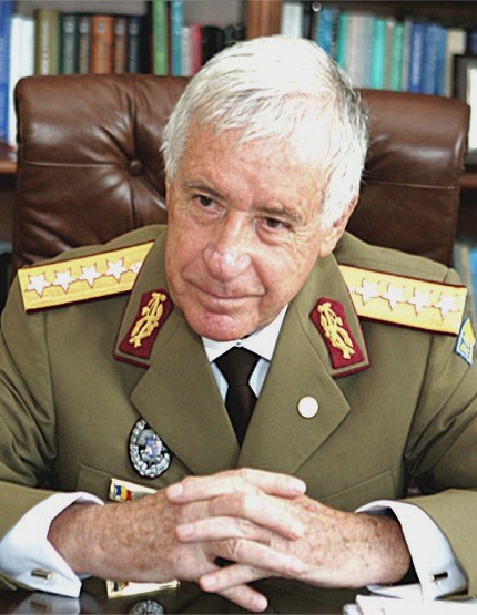 General (r) Prof. Univ. Dr. vasile Cândea, preşedinte A.O.Ş.R.